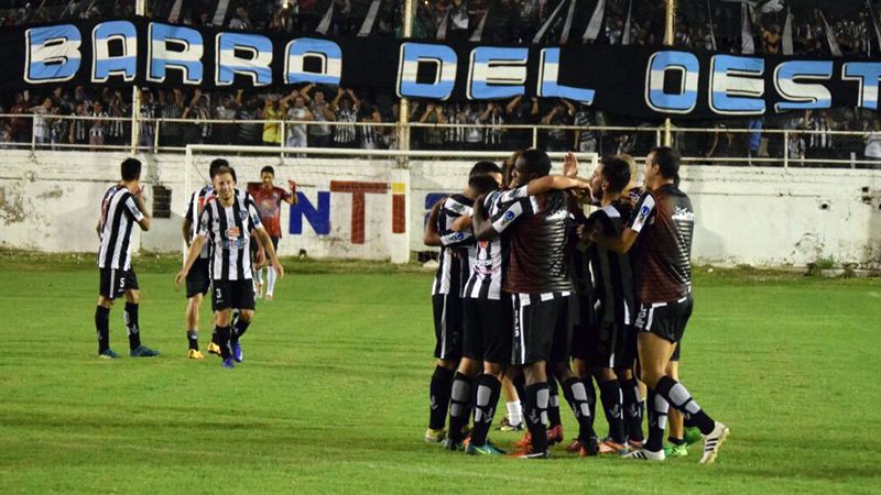 Central Córdoba logró un triunfazo sobre el final ante Crucero del Norte - Diario Panorama