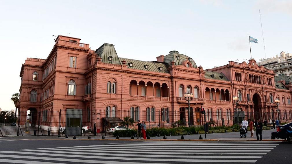 Los mozos de la Casa Rosada lanzaron un emprendimiento luego de que el Gobierno les quitara las horas extra