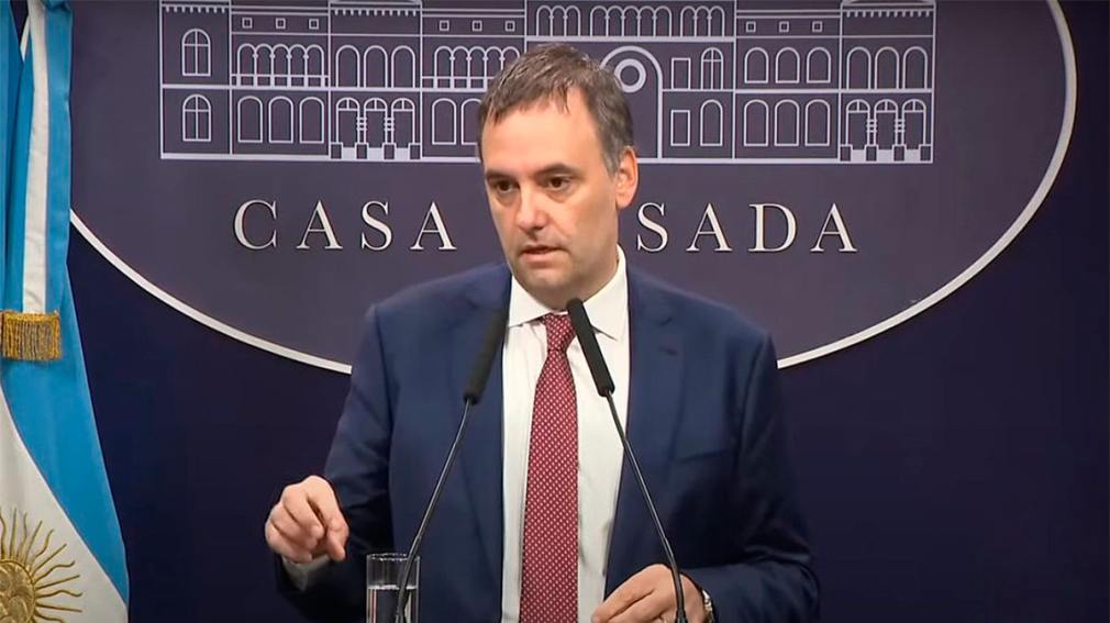 El Gobierno cruzó a los gremios por la amenaza de escraches a senadores: 'No vamos a ceder ante la extorsión'