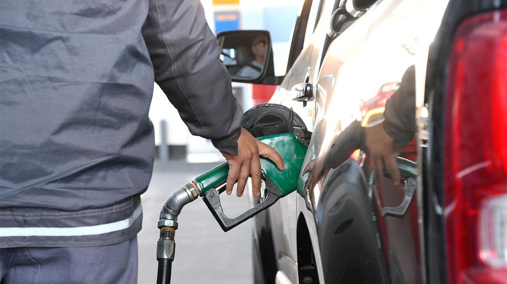 La nafta súper ya pasó la barrera de los $1.000 en Santiago del Estero tras el nuevo aumento