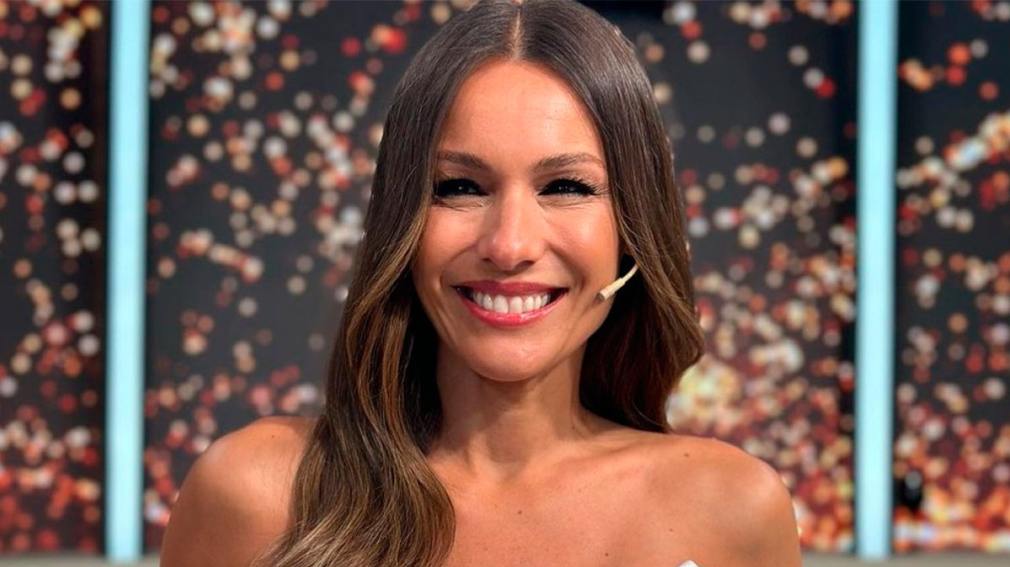 Pampita sorprendió con un cambio de look de estilo vintage y arrasó en redes - Diario Panorama Movil