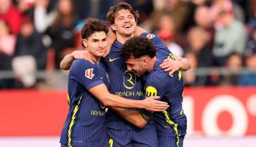 El Atl�tico de Madrid gole� al Girona y sigue prendido en la pelea