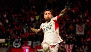En medio de los rumores de Barcelona, Nicol�s Otamendi anot� en el empate de Benfica ante Braga