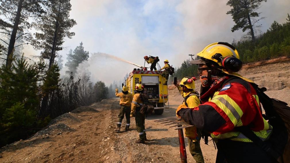 Chubut ofrece una recompensa de $50 millones para identificar a los autores de los incendios