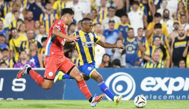 En una r�faga, Belgrano se lo dio vuelta a Rosario Central en el inicio del Apertura