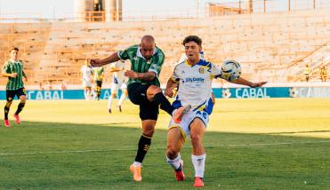 Aldosivi le ahog� el grito a Rosario Central sobre el final y quedaron a mano