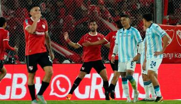 Independiente se qued� con un duelo caliente ante Racing y festej� en el cl�sico de Avellaneda