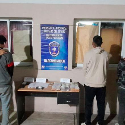 Fuerte golpe al narcotráfico: tres detenidos, cocaína secuestrada y más de $2,6 millones incautados