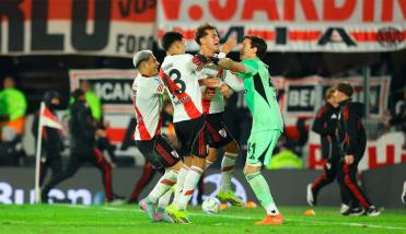 Al borde del papel�n: River sobrevivi� a una definici�n dram�tica, elimin� a San Lorenzo por penales y sigue en el Apertura