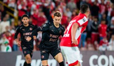 Platense cay� ante Santa Fe y se le escap� la clasificaci�n anticipada a los octavos de la Libertadores