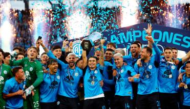 Con sabor a Uvita: Belgrano lo hizo de nuevo, se lo dio vuelta a River en C�rdoba y se consagr� campe�n del Apertura