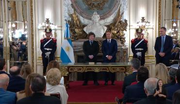 Javier Milei le tomó juramento a Diego Santilli como jefe de Gabinete: Adorni y 14 gobernadores participaron del acto