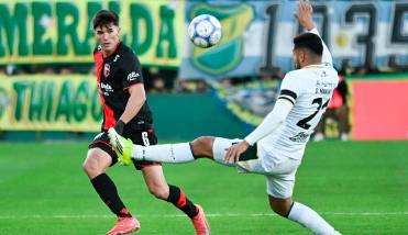 Defensa y Justicia festej� ante Newell�s en Florencio Varela y se mete en la pelea