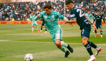 En un show de goles, Independiente Rivadavia se qued� con un triunfazo ante Aldosivi