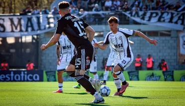 Central C�rdoba se tuvo que conformar con un empate ante Deportivo Riestra