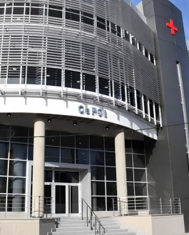 Impactante siniestro vial en el Bº Mariano Moreno: tres chicos fueron atropellados