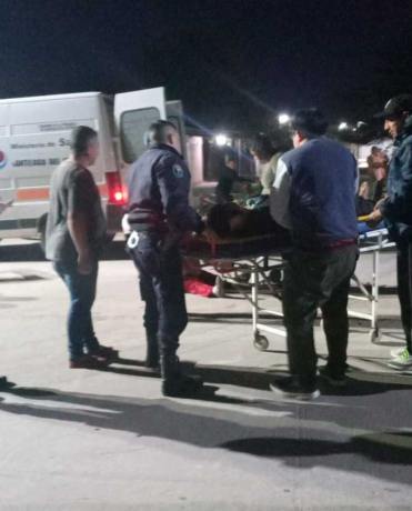 Violento choque de motos en Añatuya: madre e hija terminaron hospitalizadas