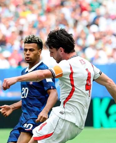 EN VIVO: desde el vestuario, Inglaterrea se impone a la Francia de Mbappé en busca del premio consuelo