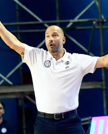 Leo Costa es el nuevo entrenador de Olímpico para la Liga Nacional: 
