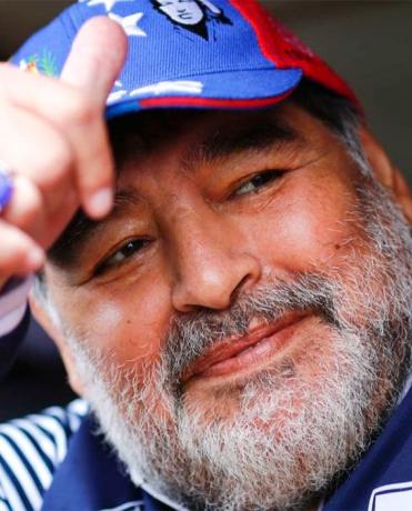 Juicio por la muerte de Maradona: secuestraron su historia clínica tras el escándalo por los estudios de su padre