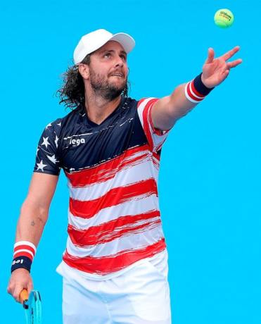 Trungelliti puso contra las cuerdas a Medvedev, pero el ex N°1 remontó para avanzar en Cincinnati