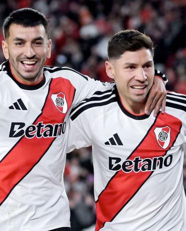 River va por su cuarto triunfo al hilo ante Huracán en el Monumental