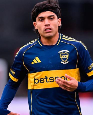 Zeballos acordó con Napoli y Boca espera una oferta para definir su salida
