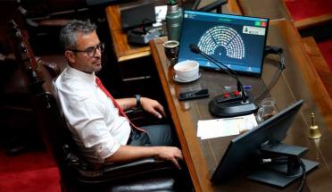 El Gobierno convocará a una megasesión en Diputados para frenar el avance opositor contra el DNU 70