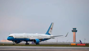 Así es el C-32A, el avión en el que Donald Trump fue evacuado ante un posible ataque de Irán