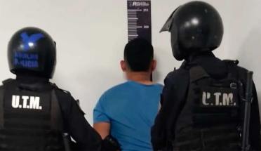 Intentó escapar de la Policía en La Banda y descubrieron que era buscado por robo