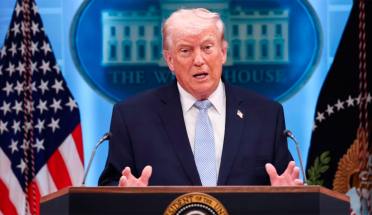 EE.UU. interceptó y tomó control de un buque iraní en el Golfo de Omán