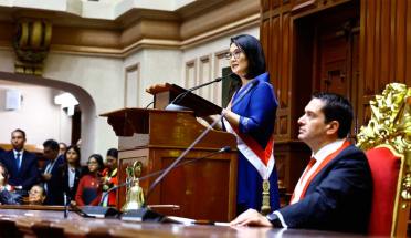 Keiko Fujimori juró como presidenta de Perú: 
