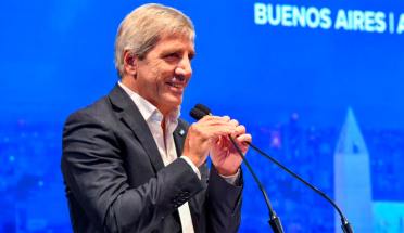 El Gobierno consiguió USD 700 millones con bonos en dólares y renovó deuda en una licitación clave