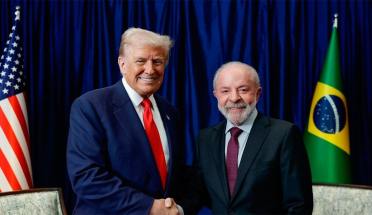 Lula acusó a Estados Unidos de favorecer la candidatura de Flávio Bolsonaro y apuntó contra Marco Rubio