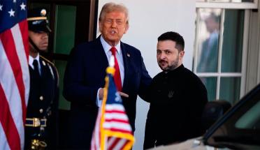 Trump pidió que Ucrania tenga un nuevo presidente y volvió a presionar a Zelensky por la guerra