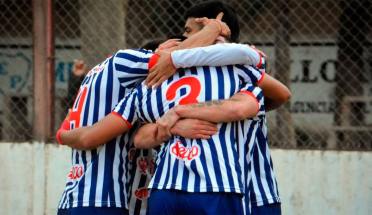 EN VIVO I Unión Santiago choca ante Atlético Frías por el Regional
