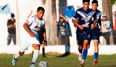 EN VIVO | Vélez y Central Argentino abren una final que promete emociones en San Ramón