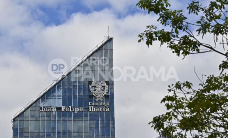 Pronóstico del tiempo en Santiago: lloviznas y una máxima de 23° para este viernes