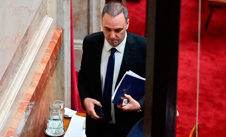 La Justicia pidió las declaraciones juradas de Manuel Adorni y su esposa tras la rectificación de su patrimonio