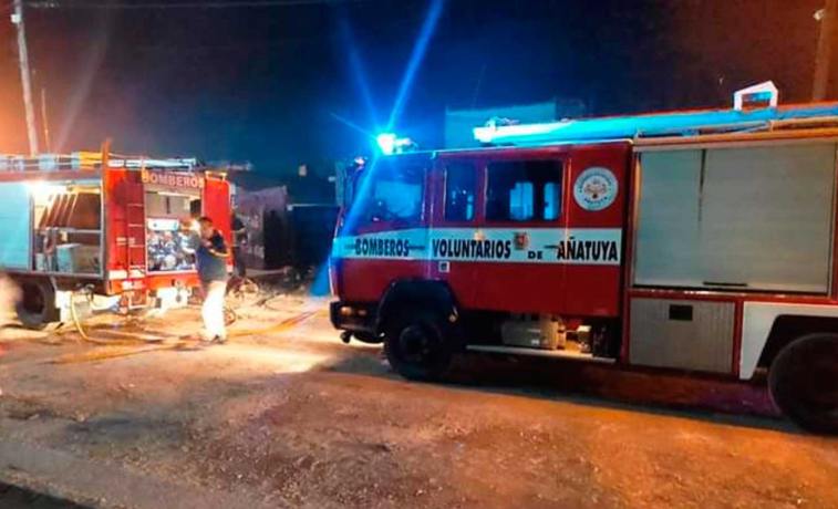 Muere un hombre calcinado durante el incendio de una vivienda en Fernández