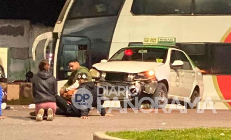Choque entre moto y remis dejó como saldo dos personas heridas