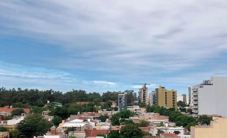 Anuncian un lunes nublado durante toda la jornada y una máxima de 26°C