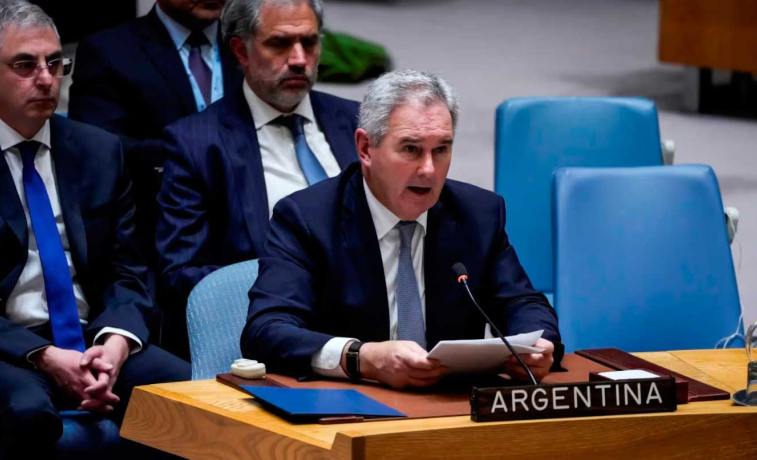 “Es una conducta ilegal”: el Gobierno condenó a Irán por el cierre de Ormuz