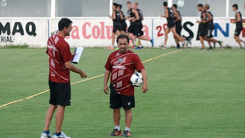 Resultado de imagen para COMO ENTRENA EL EQUIPO DEL SAPITO COLEONI