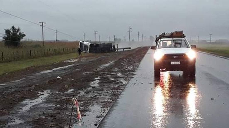 Complicaciones en la Ruta 34 por el vuelco de un camión con cloro ...