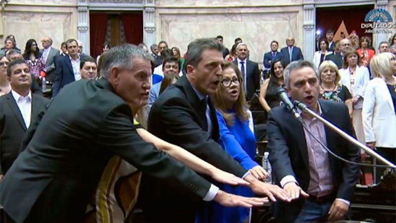 Sergio Massa jura como presidente de la Cámara baja