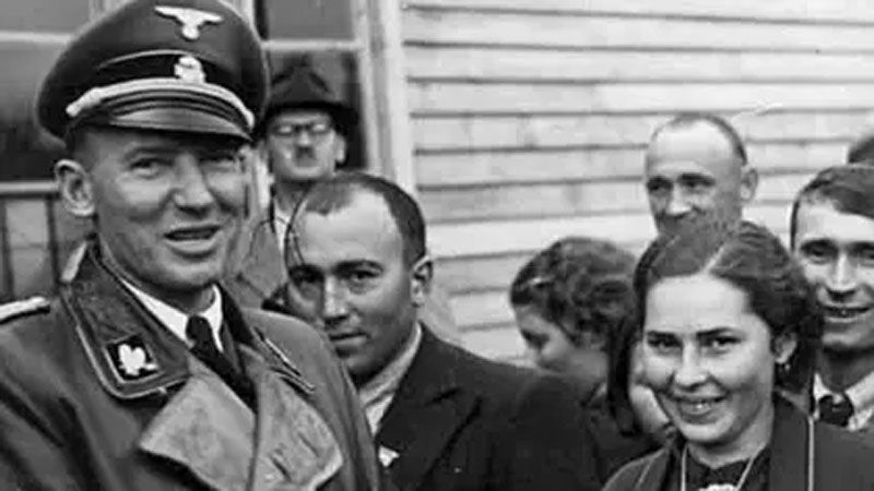 Otto von Wächter fue el responsable del asesinato de 80 familiares de Sands. 