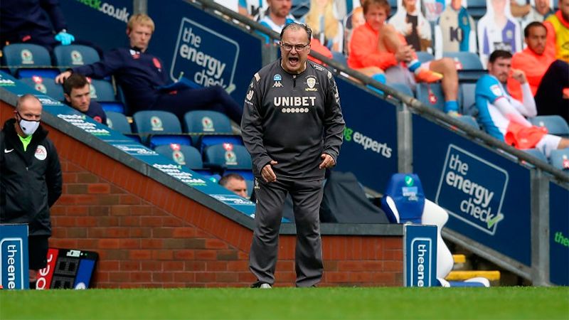 El Leeds United de Marcelo Bielsa logró una victoria clave en la pelea