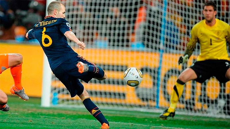 Andrés Iniesta anunció su retiro definitivo del fútbol profesional ...