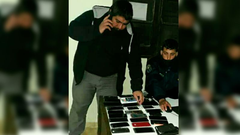 Detienen a menor por el robo de un local de celulares - Diario Panorama